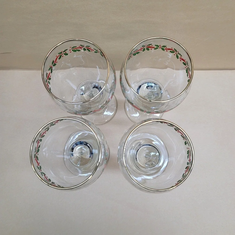 Libbey Christmas Wine Glasses Set of 4 Holly Ribbon Gold Rim Holiday Stemware
